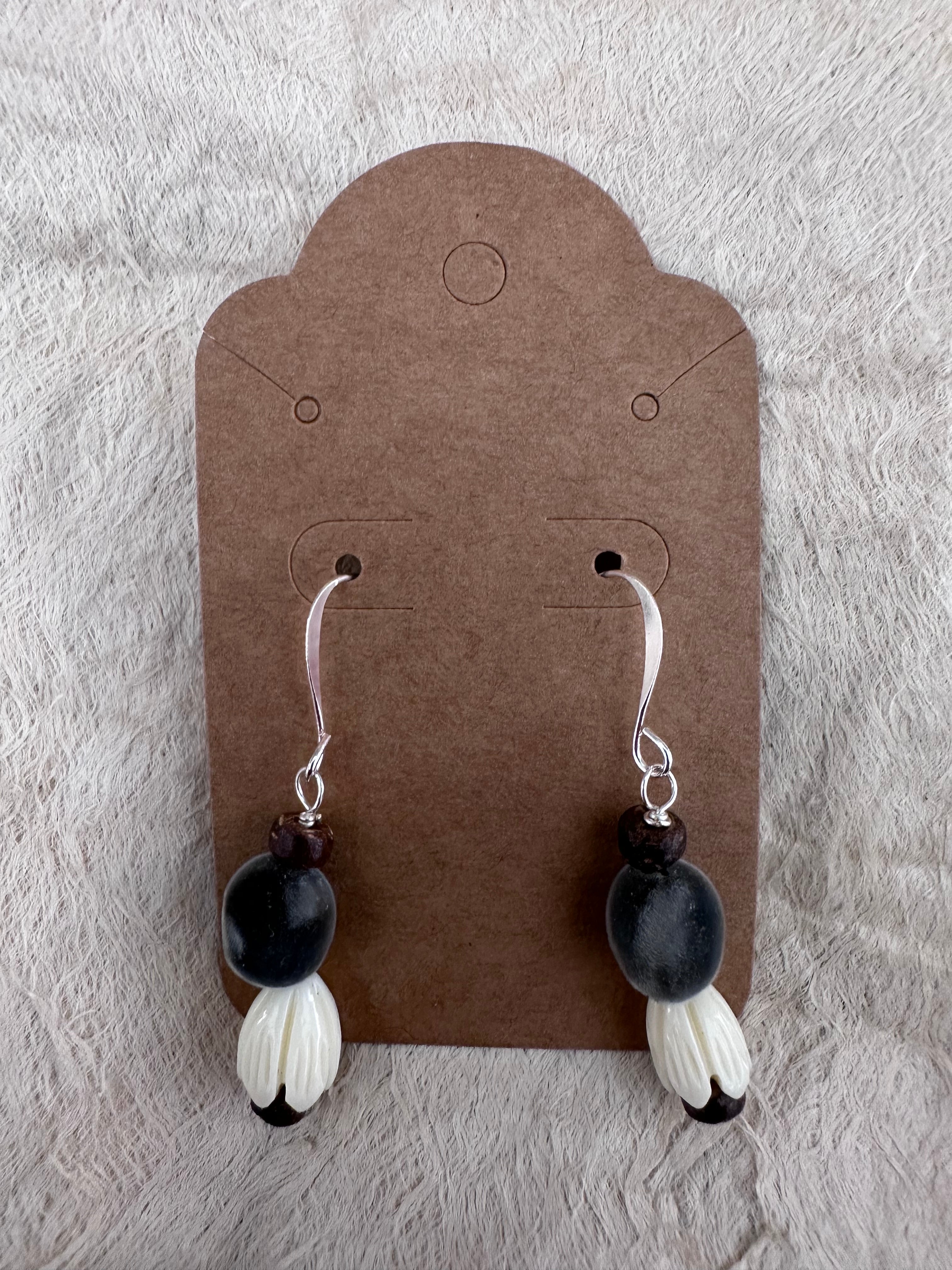 Single Hua Weleweka with White Pikake